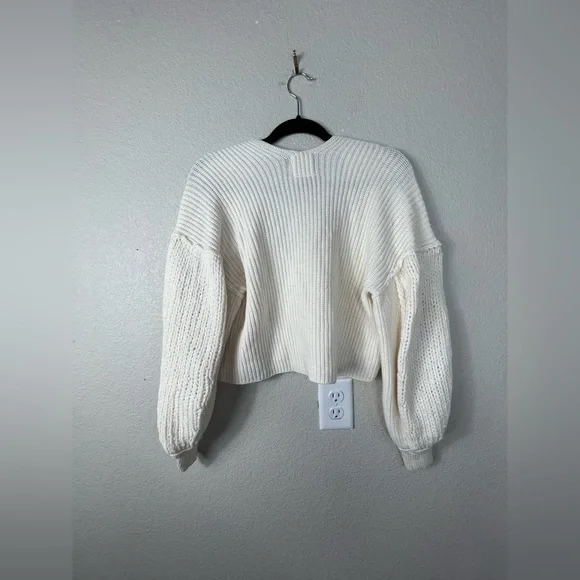 Free people vanguard chunky knit oversized bubble sleeve cream sweater XS - Picture 5 of 8